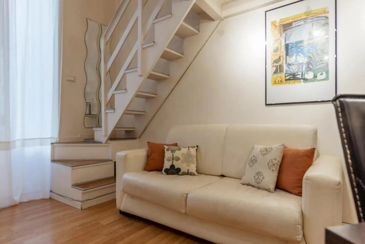 Parlamento Modern Apartment Rome Italy