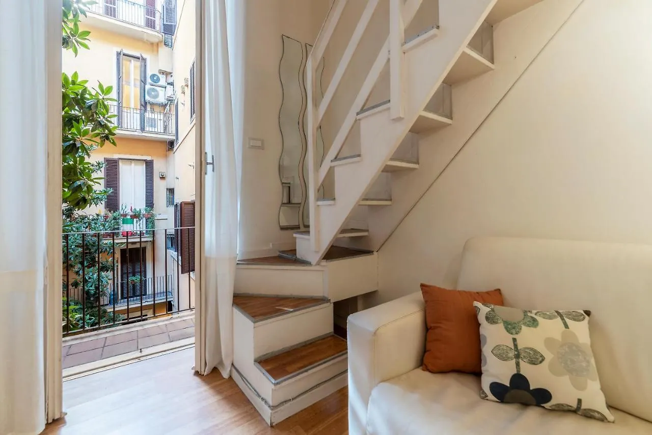 Parlamento Modern Apartment Rome Italy